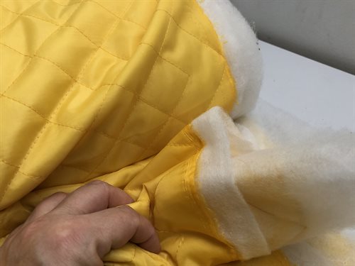 Fastvævet quiltet foer/yderstof - gul
